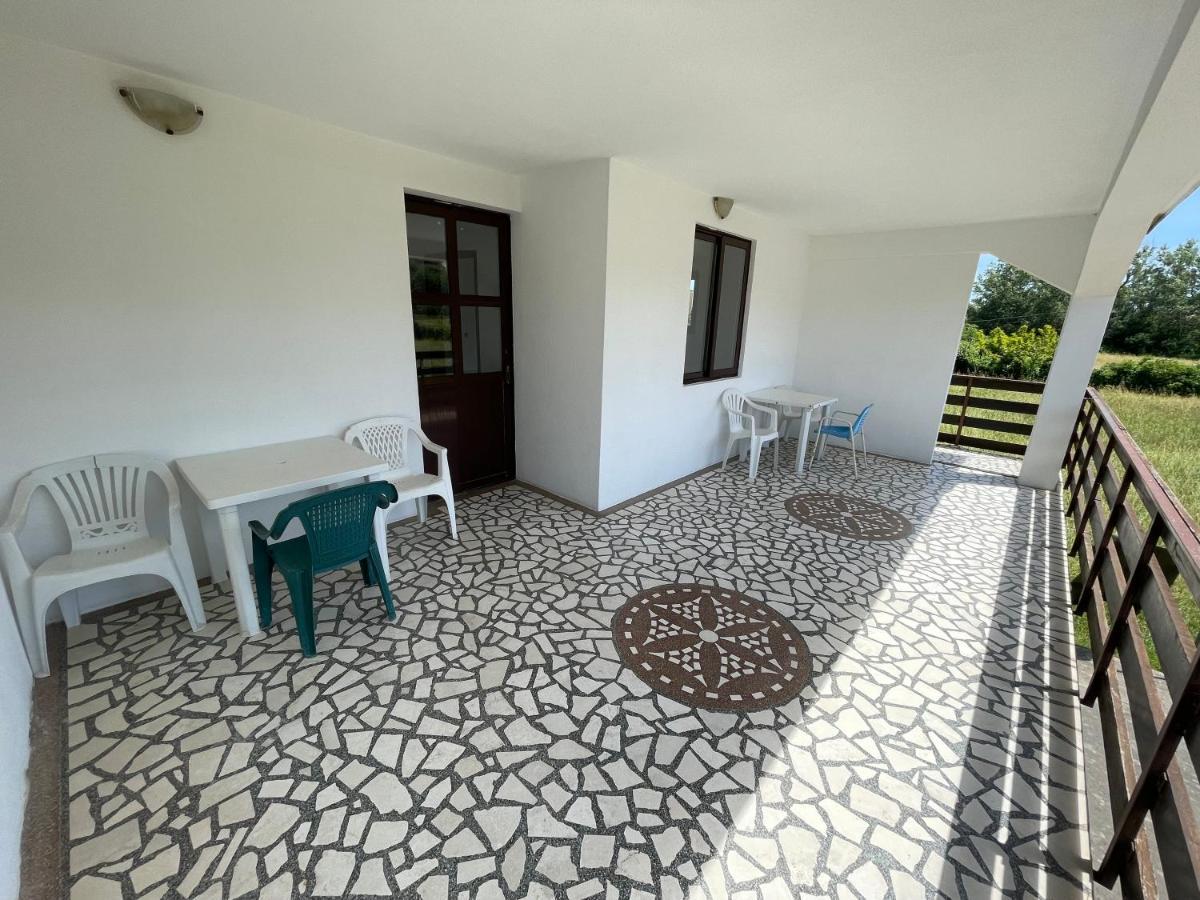 Summer Sky Hotel Ulcinj Bagian luar foto