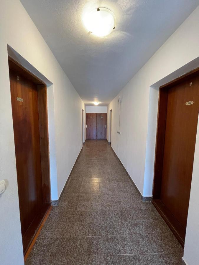 Summer Sky Hotel Ulcinj Bagian luar foto