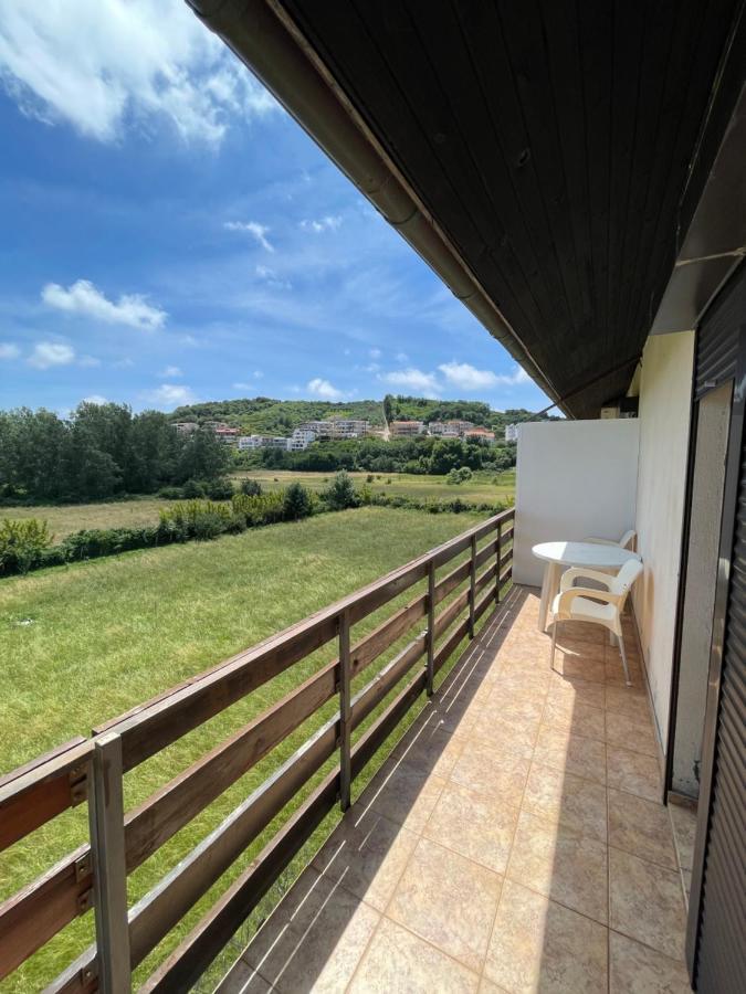 Summer Sky Hotel Ulcinj Bagian luar foto