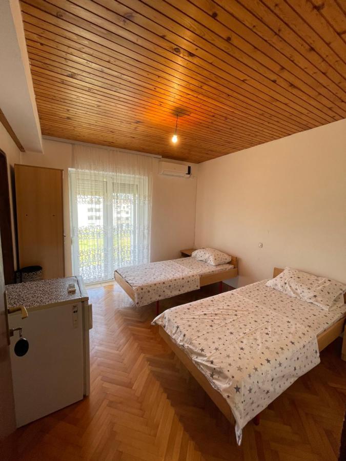 Summer Sky Hotel Ulcinj Bagian luar foto