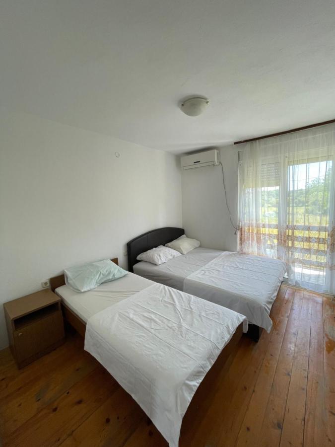 Summer Sky Hotel Ulcinj Bagian luar foto